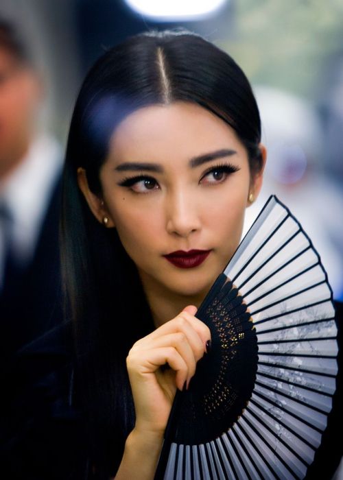 27448282d1403707115-transformers-age-extinction-bingbing-li-su-yueming-images-bingbing-li_tf4_003