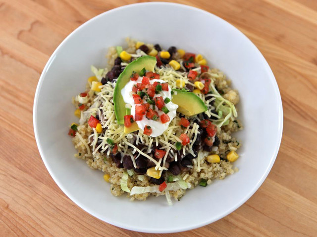 Quinoa-Black-Bean-Burrito-Bowl-Main-640x480