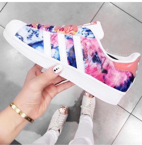 5b063g-l-610x610-shoes-adidas+superstars-adidas+shoes-adidas+supercolor