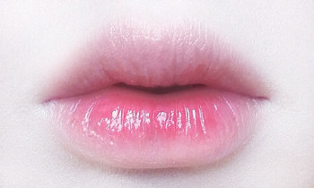 amazing-cute-lips-make-up-Favim.com-2223290-350x210