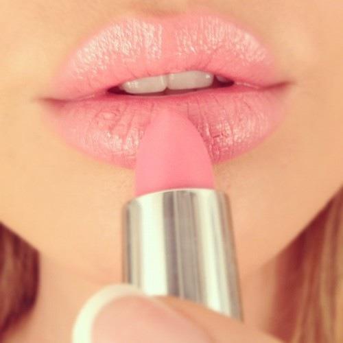 baby-pink-fashion-girly-lips-Favim.com-769432