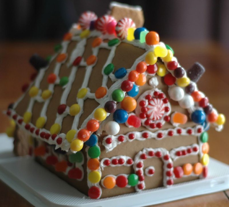 Build-Gingerbread-House
