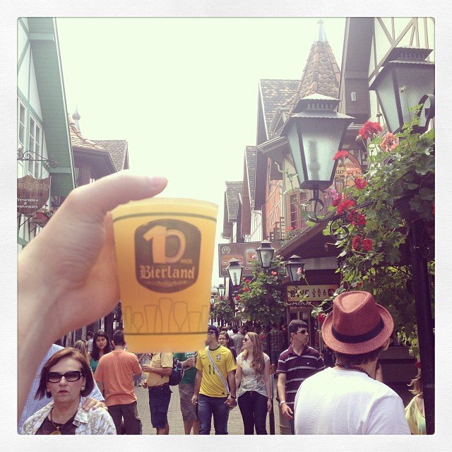 Drink-Beer-Oktoberfest-Germany