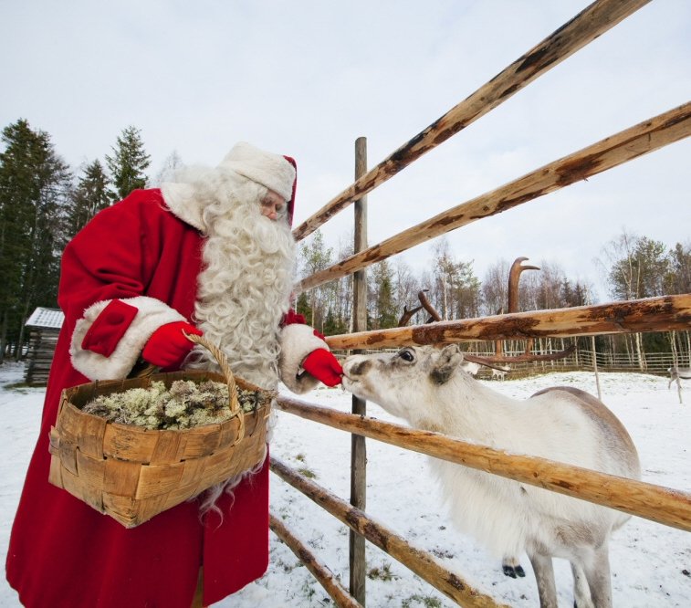 Visit-Real-Santa-Claus-Finland