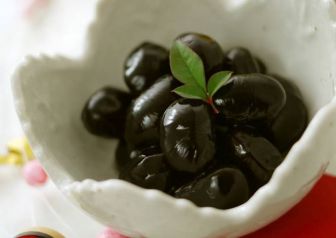 kuromame-black-soybeans-for-osechi_336
