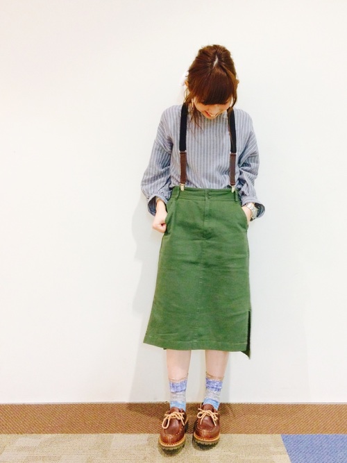 2.medium skirts