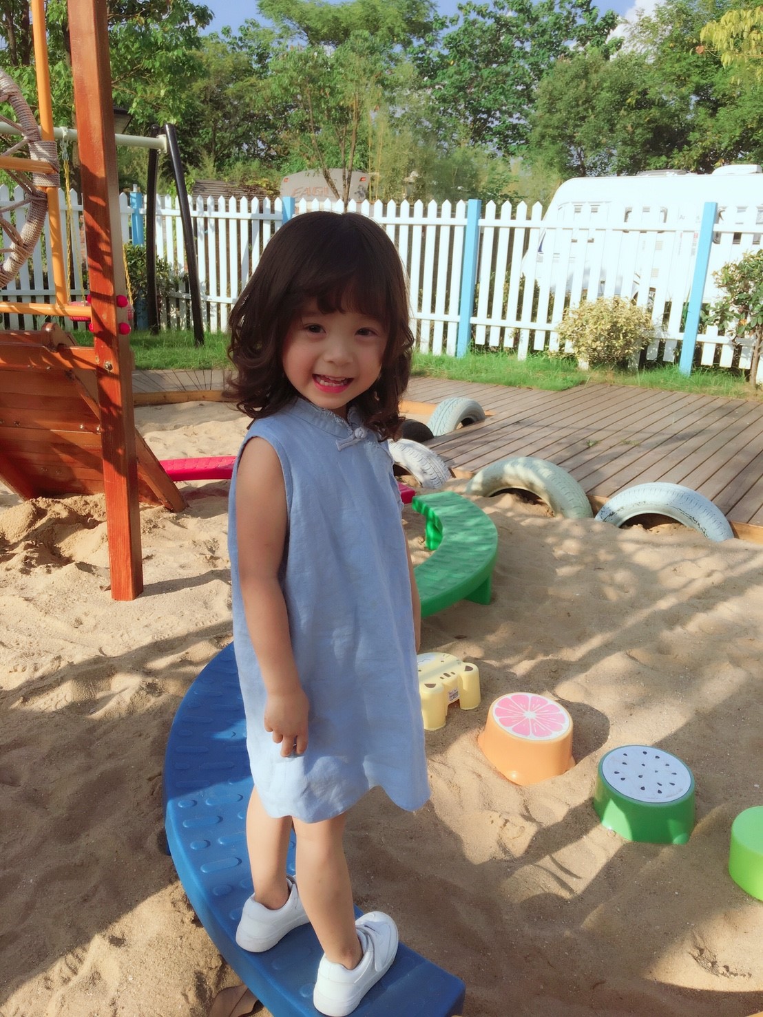 25600914_170915_0235