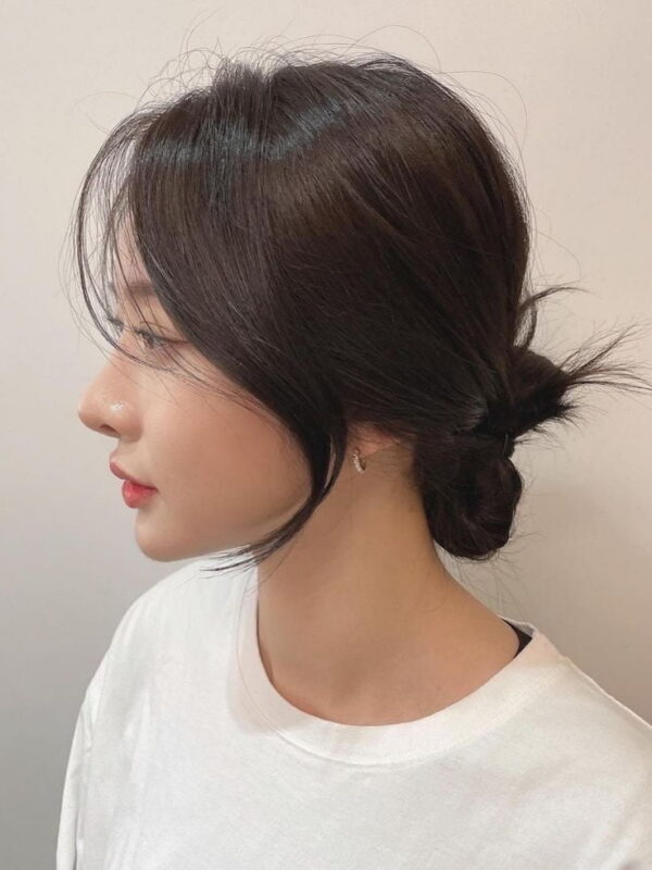 40 ไอเดียทรงผมมวยต่ำ สวยเรียบง่ายสไตล์สาวเกาหลี! AKERU